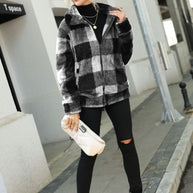 Damen Plüsch-Hoodiejacke mit trendigem Karomuster und praktischen Reißverschlusstaschen WW