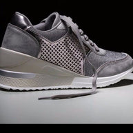 Damen Sneakers mit trendigem Leopardenmuster und speziellem Wedge-Design WW