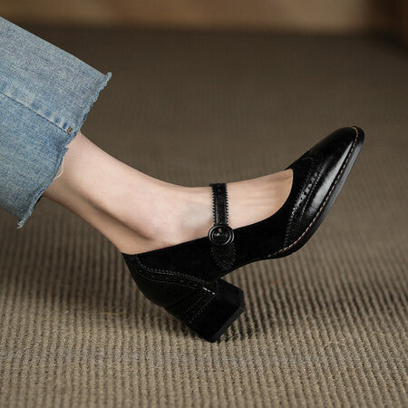 WW | Square Toe Chunky Heel Vintage Gravur Mary Jane Schuhe Frauen