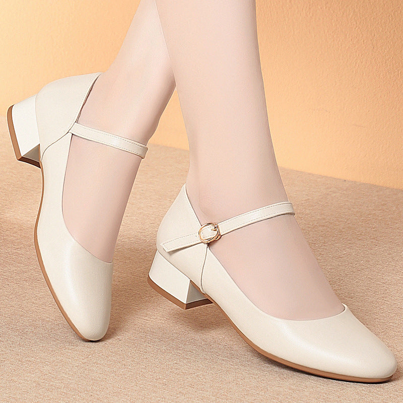 Damen Ballerinas mit modischem Riemchen und bequemer Absatzhöhe WW