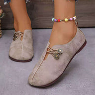 Damen Komfortable und stilvolle Slipper mit dekorativen Schnürdetails W&W