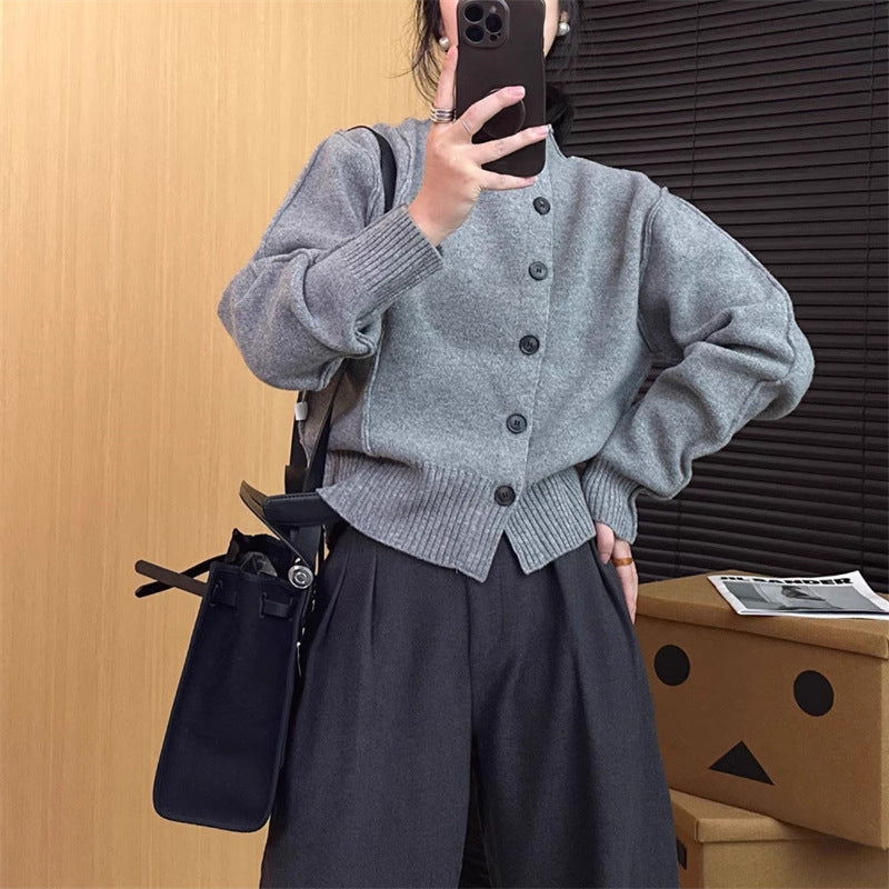 Damen Strickjacke mit Knopfdetails und breiten Rippärmeln WW