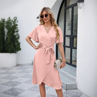 WW | Satin V-Ausschnitt Taillenbetonendes Glockenärmel Sexy Kleid