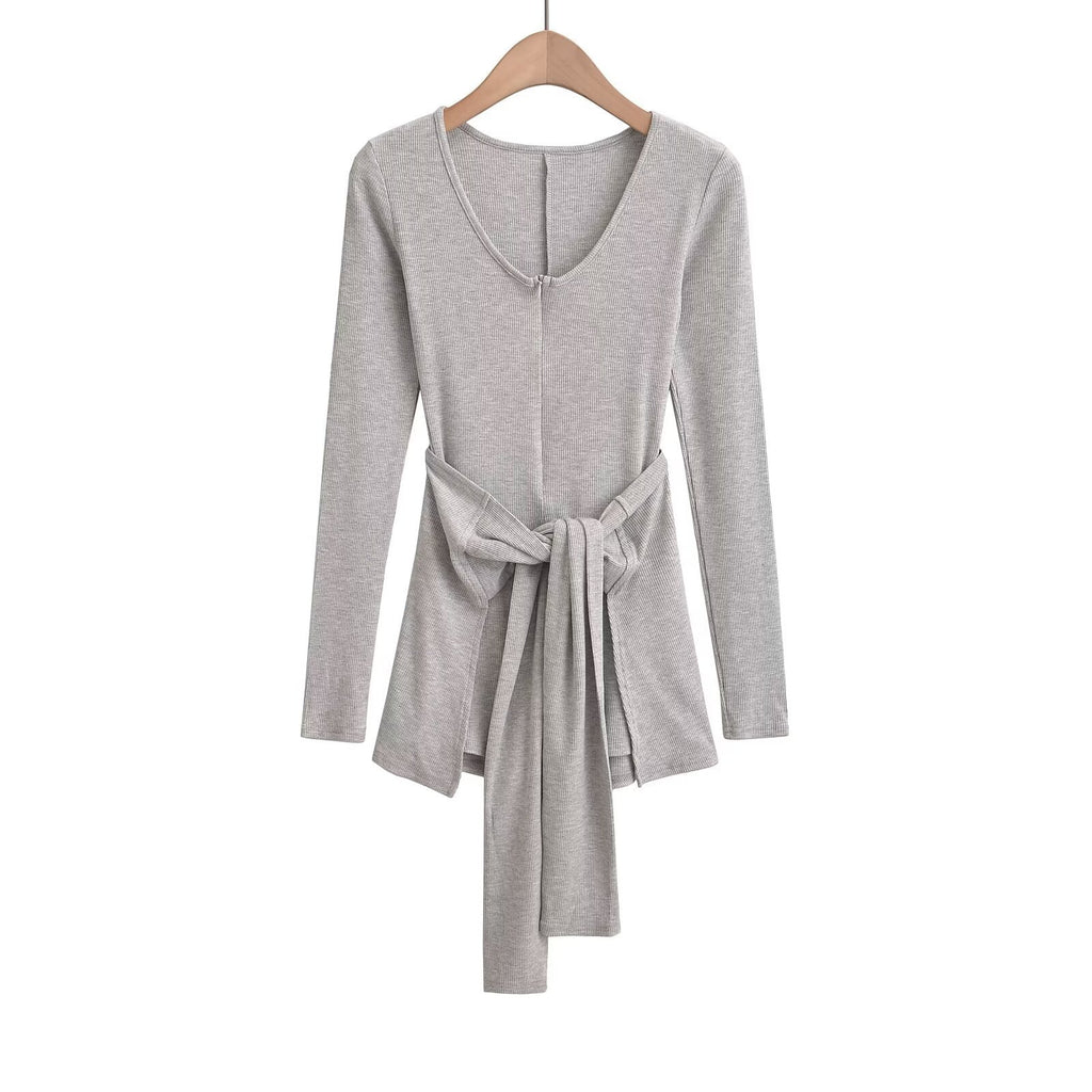 Damen Strickjacke mit Wickelgürtel und figurumspielendem Schnitt WW