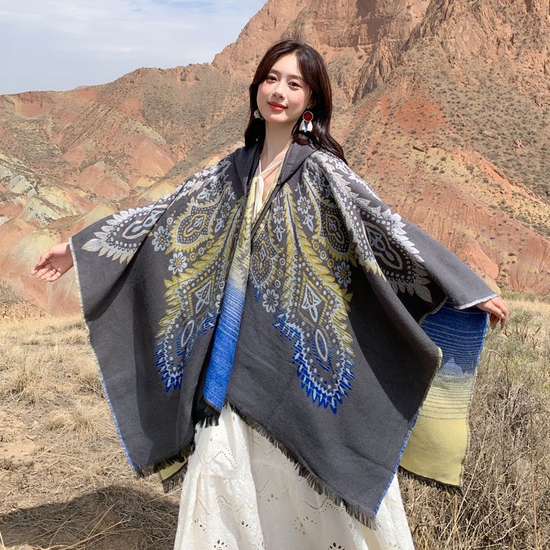 Damen Poncho mit Kapuze und kunstvollem Paisleymuster WW