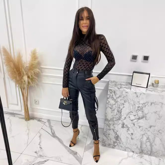 Damen wasserdichte Kunstleder-Cargo-Hose mit Reißverschlüssen und verstellbaren Bündchen WW