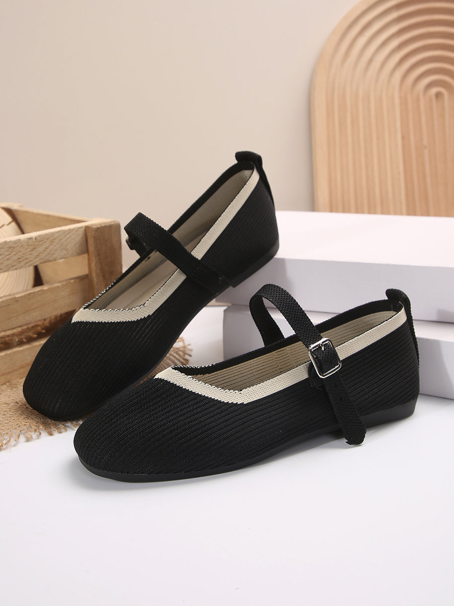 Damen Ballerinas mit verstellbarem Riemen und strukturiertem Obermaterial WW