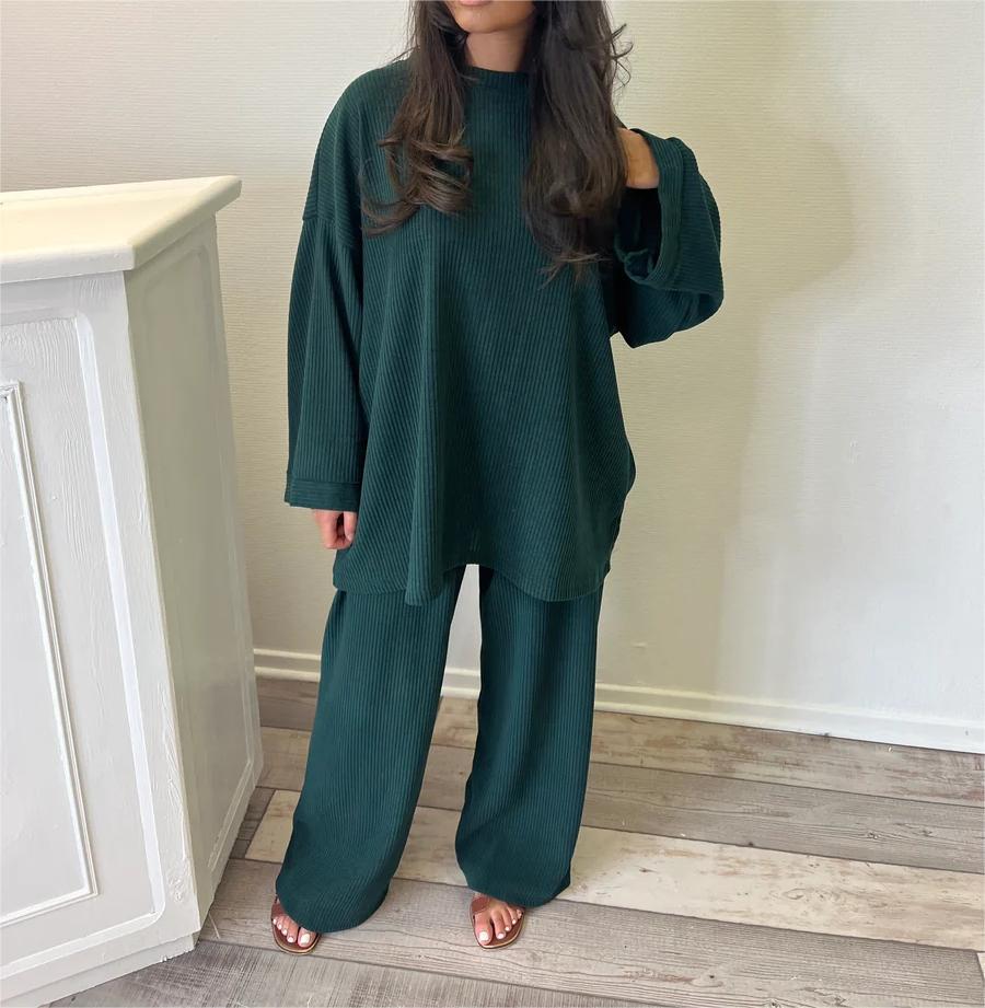 Damen Bequemes und stylisches Lounge-Set aus Rippstrick WW