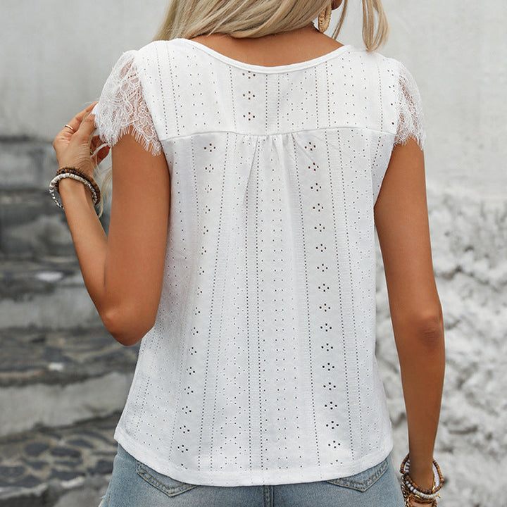 Damen Bluse mit Spitzenärmeln und dekorativen Knopfleisten W&W Mode