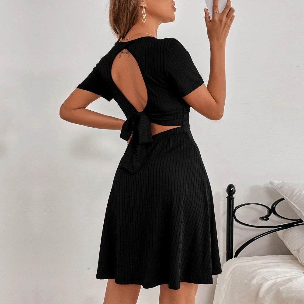 Damen Kleid mit offenem Rücken und lässigem Bindeband W&W