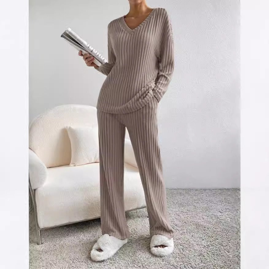 Damen bequemer Strickanzug aus hochwertigem Baumwollmix mit modernem Rippenmuster WW