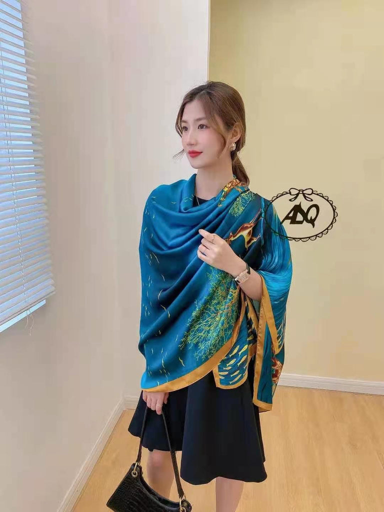 Damen Eleganter Seidenschal mit kunstvollem Landschaftsmuster und luxuriösem Glanz WW