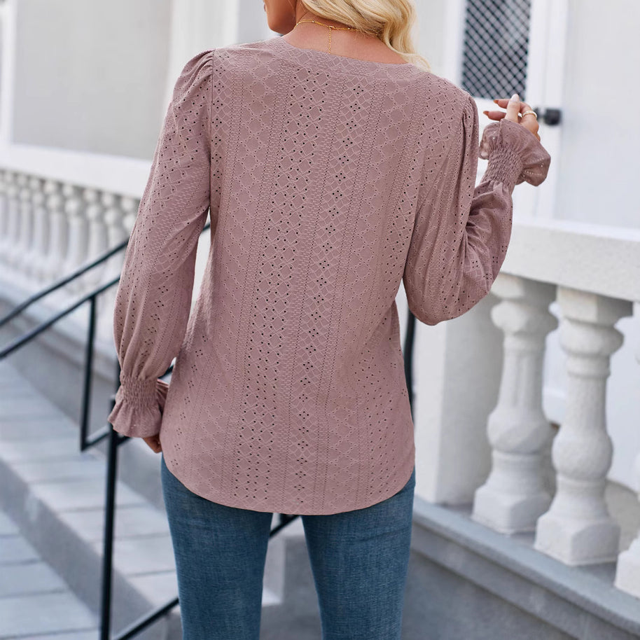 Damen Bluse mit elegantem Lochmuster und lässigem Schnitt WW