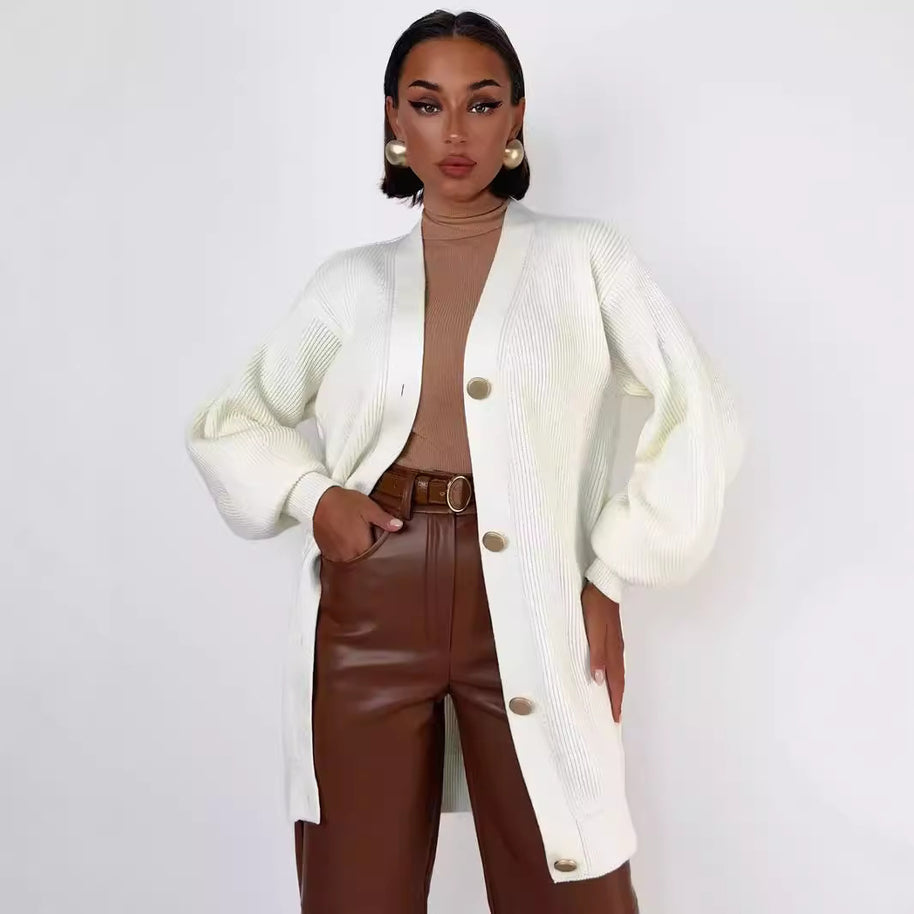 Damen Strickjacke mit oversized Schnitt und dekorativen Knöpfen WW