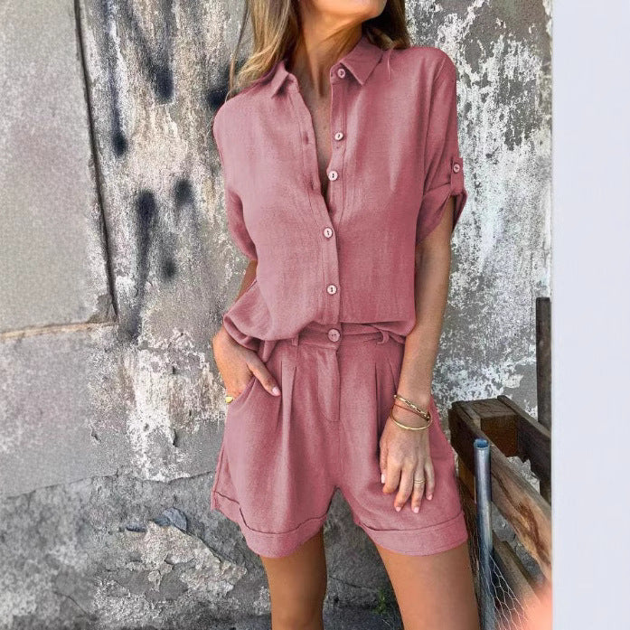 Damen lässiges Jumpsuit mit knopfverschlossenem Oberteil und praktischem Taillenzug
