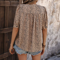 Damen Bluse mit eleganten Puffärmeln und modernem Leoprint WW