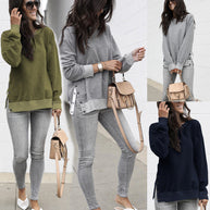 Damen Bequemer Sweatshirt mit Knopfdetails und seitlichen Schlitzen WW