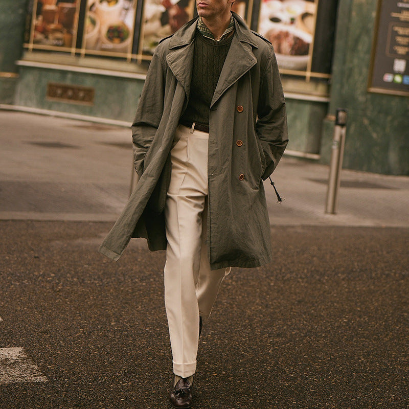 Herren Lange Trenchcoat im klassischen Stil mit praktischen Taschen WW