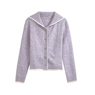 Damen Strickjacke mit romantischen Häkelbesätzen und klassischem Styling WW