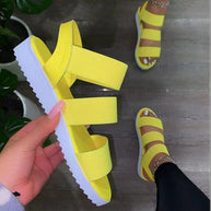 Damen bequeme Riemensandalen mit breiten elastischen Riemen und flexibler Sohle WW