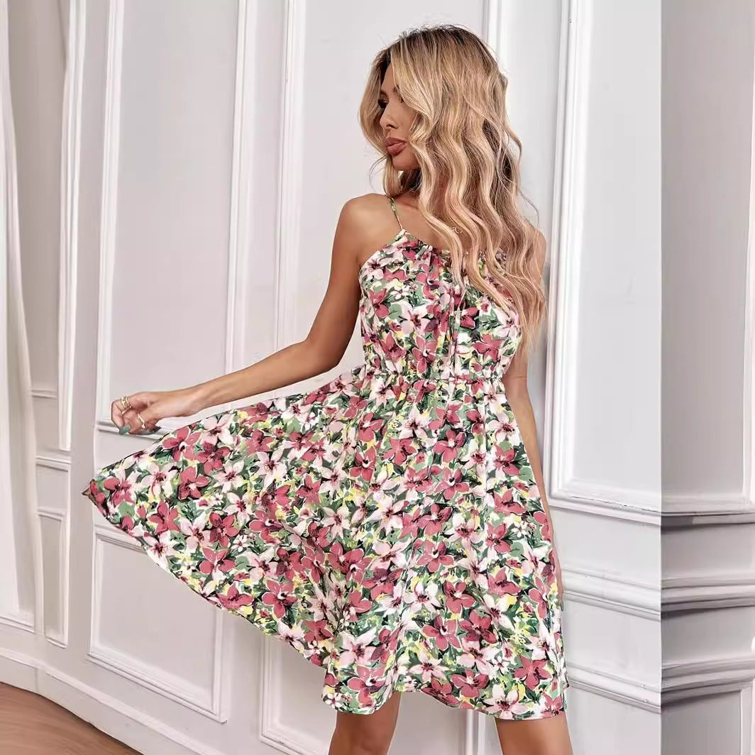 Damen Blumenkleid mit verstellbaren Spaghettiträgern und elastischem Taillenbund WW