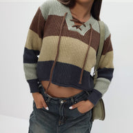 Damen Strickpullover mit lässigem V-Ausschnitt und dekorativem Schnürdetail WW
