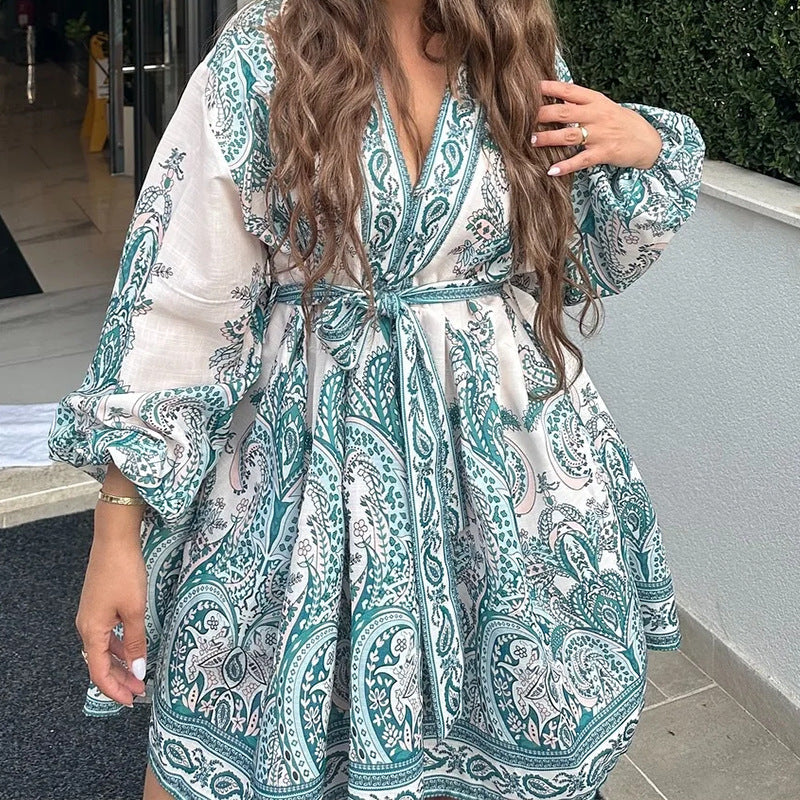 Damen Wickelkleid mit verspieltem Paisleymuster und elastischem Taillengürtel W&W Mode