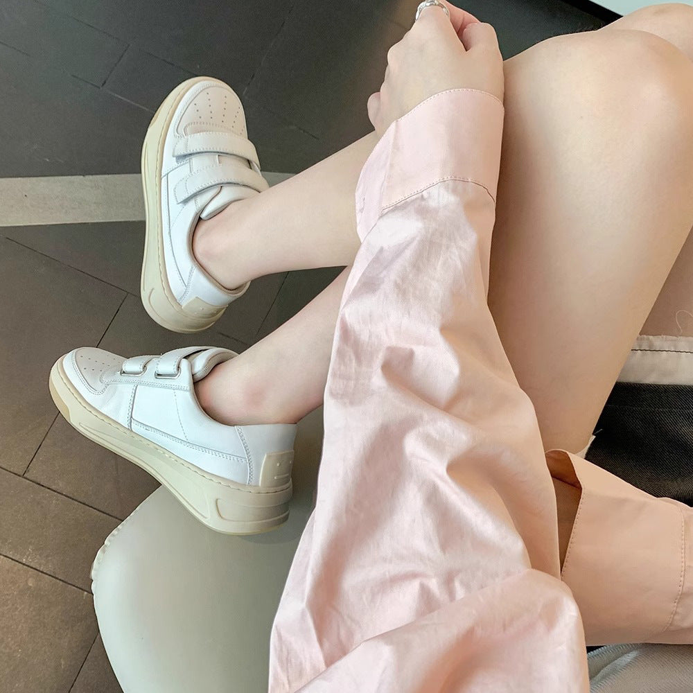 Damen Sneakers mit verstellbaren Klettverschlüssen und komfortabler Dämpfung WW