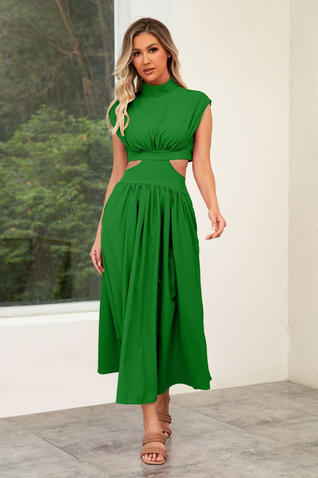 Damen Cut-Out Sommerkleid mit hohem Kragen W&W Mode