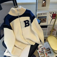 Damen Sportlicher Stehkragen-Strickpullover mit Reißverschluss und kontrastierenden Details WW