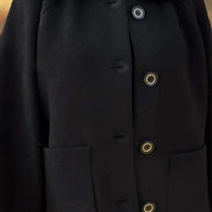 Damen weiche Wolljacke mit Schulterpasse und Knopfdetails WW