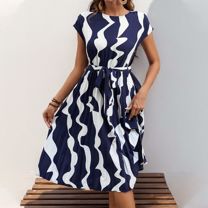 Damen Midikleid mit angesagtem geometrischem Mustermix und taillierbarem Gürtel W&W Mode