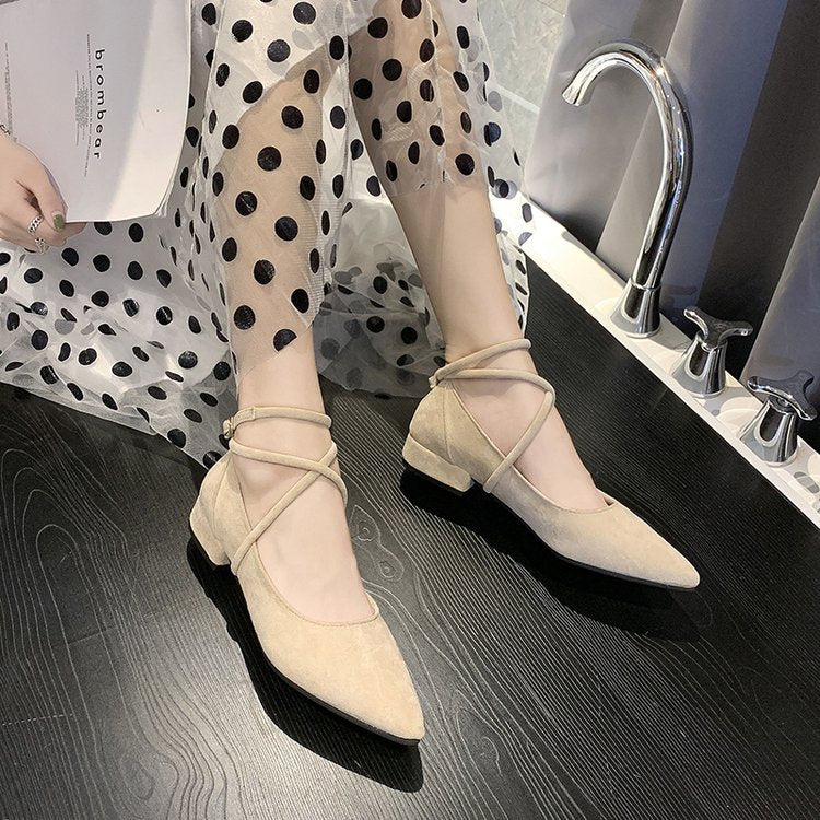 Damen elegante Ballerinas mit klassischem Riemchen-Design und komfortablem Blockabsatz W&W Mode