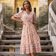 Damen Maxikleid mit floralen Mustern und Rüschen WW