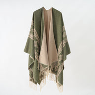 Damen eleganter Strickponcho mit kunstvollen Fransen und floralen Akzenten WW