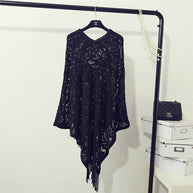 Damen Strickponcho mit elegantem Fransen-Design WW
