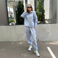 Damen sportlicher Funktionsanzug mit Stehkragen und elastischen Bündchen WW