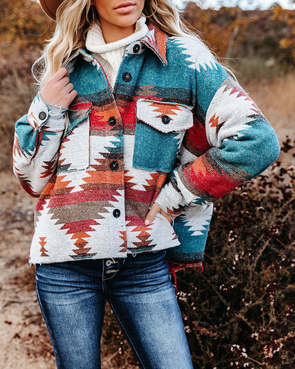 – Gewebte Jacke mit bedrucktem Kragen