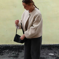 Damen Wickeljacke mit weiten Ärmeln und dekorativem Knopf WW