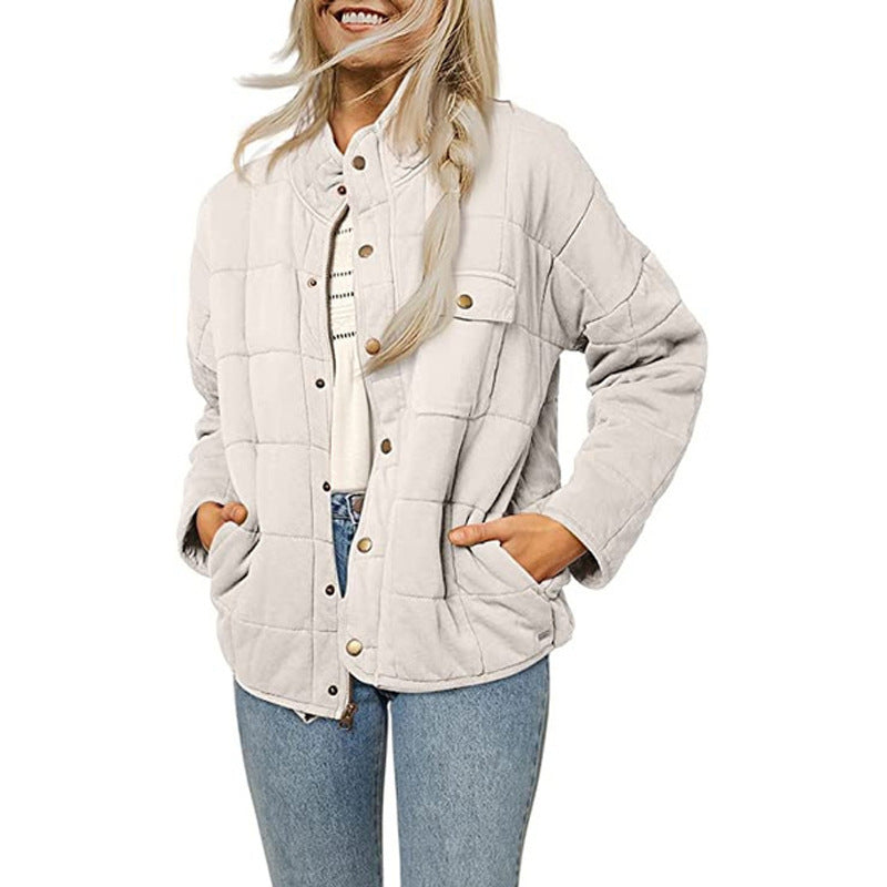 Damen Steppjacke mit dekorativem Knopf WW