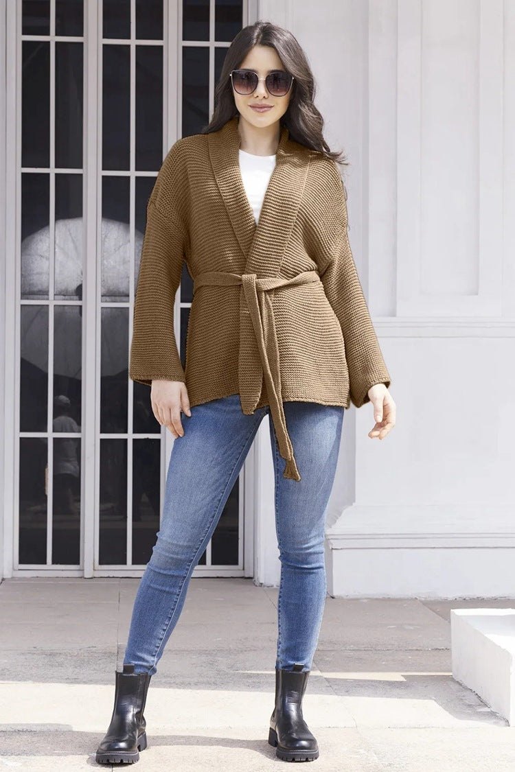 Damen Strickjacke mit Bindegürtel und lässigem Schnitt WW