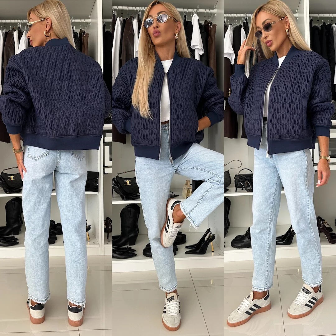 Damen Steppjacke im lässigen Oversized-Stil mit besonderen Steppdetails WW