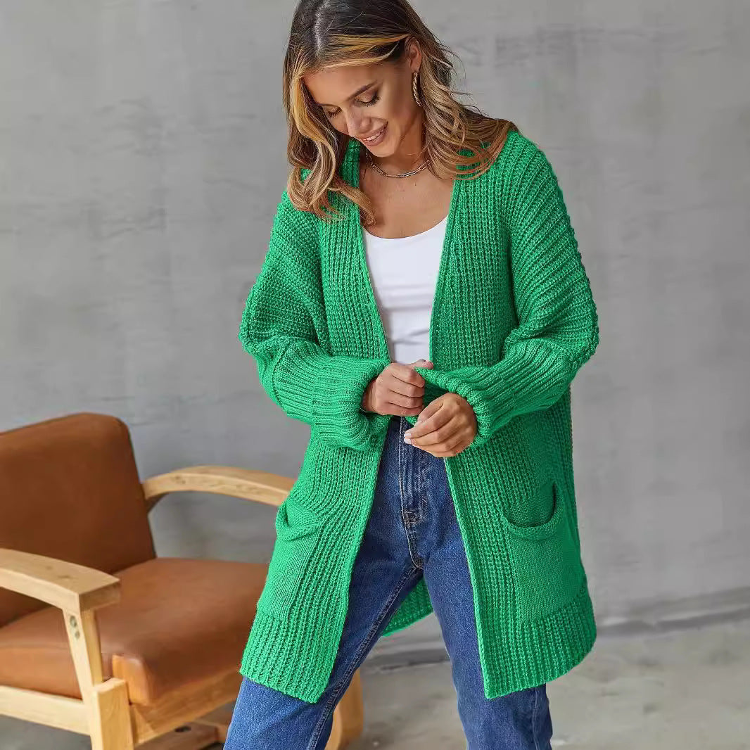 Damen Strickjacke mit tiefem V-Ausschnitt und praktischen Taschen WW