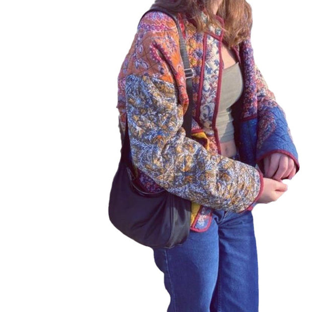 Damen Quilted Jacke mit buntem Patchwork-Design und praktischen Taschen WW
