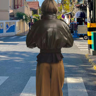 Damen ausgefallene Lederjacke mit voluminösen Ärmeln WW