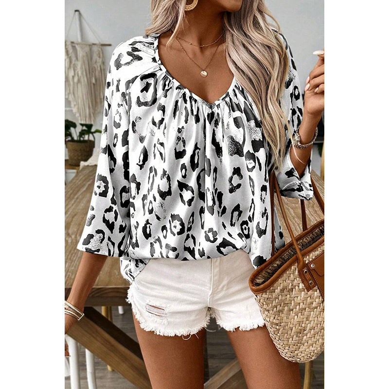 Damen Blusentop mit lockerer Passform und schickem Leo-Print WW