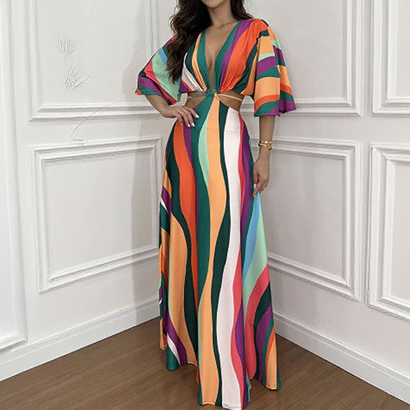 Damen Maxi-Kleid mit tiefem V-Ausschnitt und Wellenmuster W&W Mode