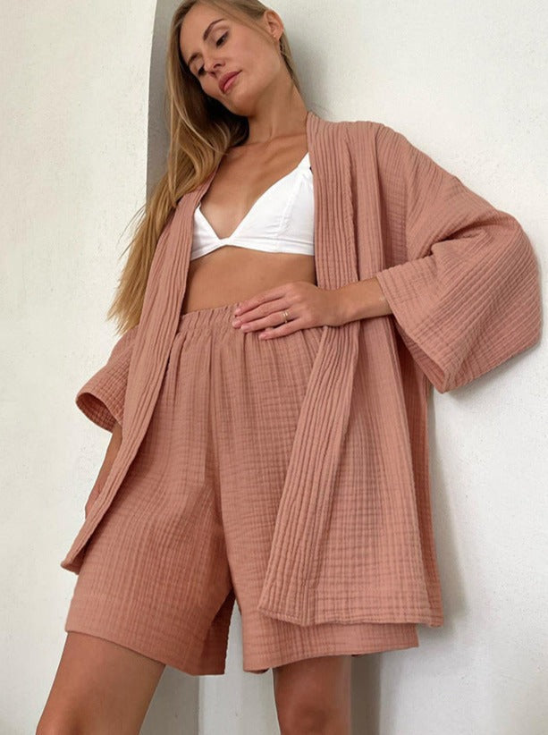 W&W Mode Set für Zuhause: Locker sitzende Strickjacke und Shorts
