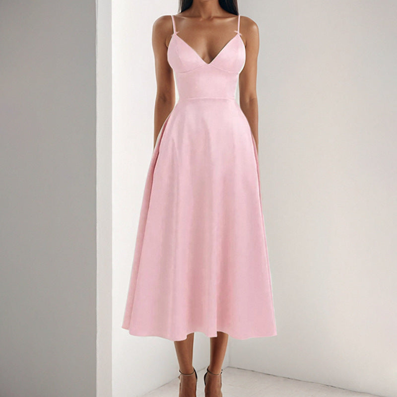 Damen Sommermaxikleid mit elegantem V-Ausschnitt und fließendem Rock W&W Mode