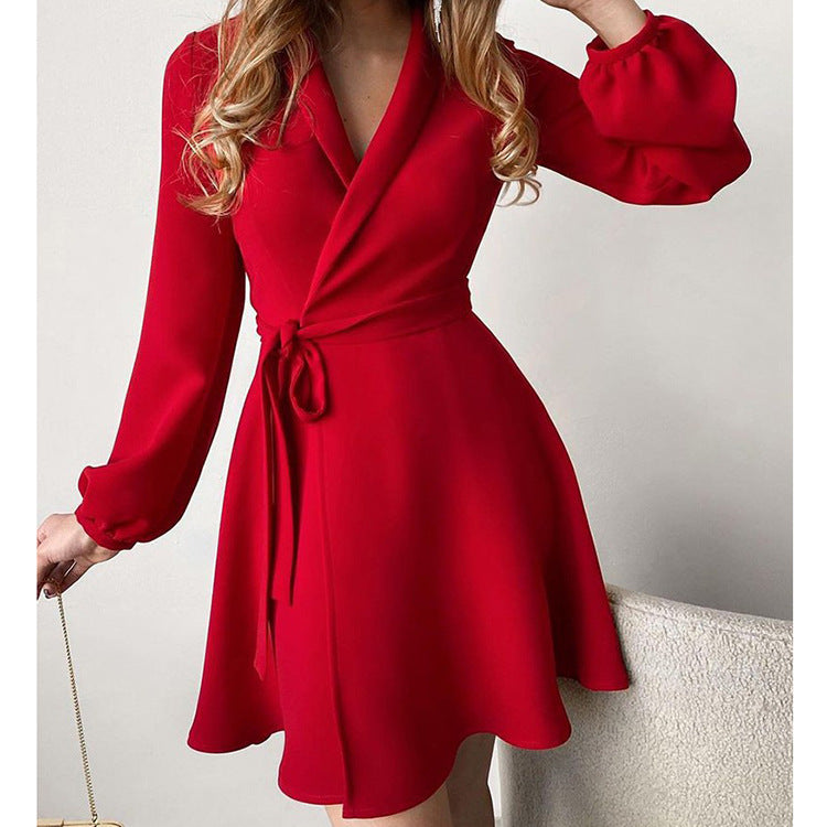 Damen Wickelkleid mit auffälligem Muster und eleganter Taillierung W&W Mode